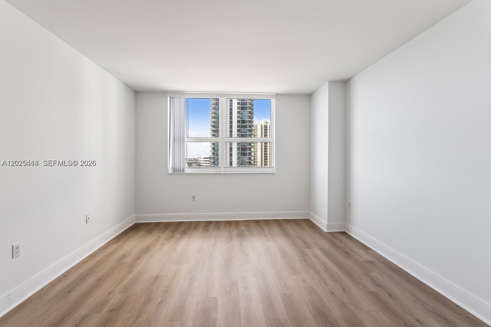 THE MARK ON BRICKELL COND - Residential Lease