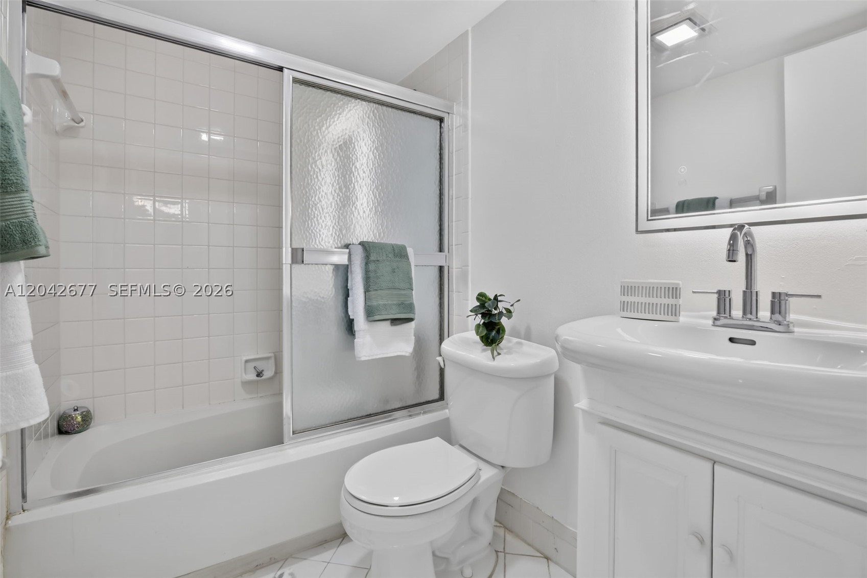 CONDO 4 OF SABAL PALM CON - Residential