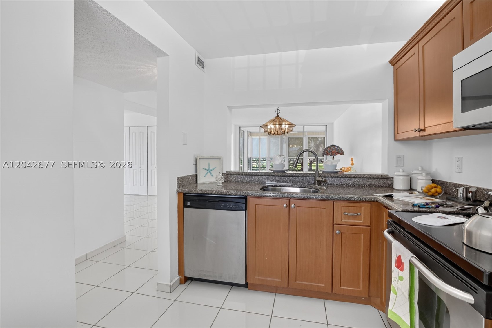 CONDO 4 OF SABAL PALM CON - Residential