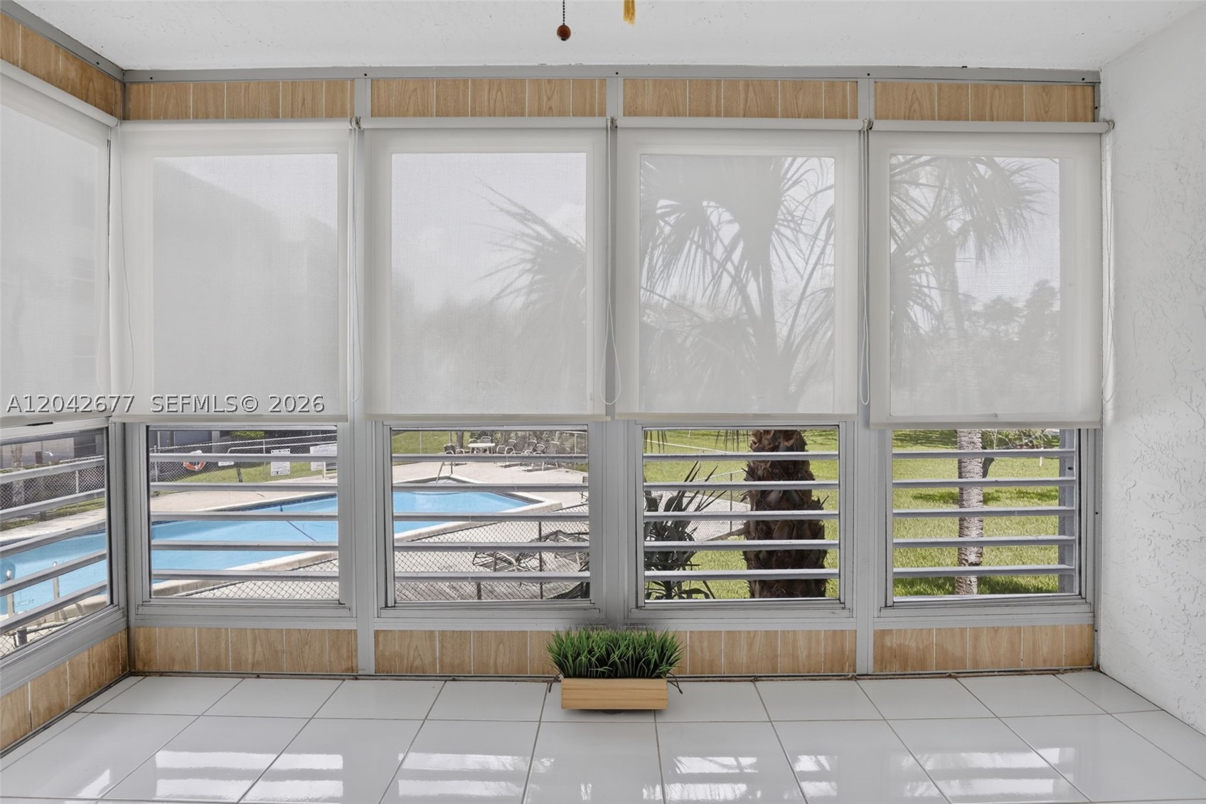 CONDO 4 OF SABAL PALM CON - Residential