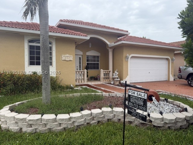 BEAUTIFUL 3-BEDROOM, 2-BATH POOL HOME LOCATED IN QUIET AND FAMILY-FRIENDLY NEIGHBOHOOD. THIS WELL-MAINTAINED HOME OFFERS APPROXIMATELY 1815 SQ FT OF LIVING SPACE WITH OPEN KITCHEN/FAMILY ROOM. PLENTY OF NATURAL LIGHT. NICE BACKYARD WITH HEATED POOL PERFECT FOR ENTERTAINING & RELAXING. 2-YEAR-OLD ROOF PLUS GENERATOR. POTENTIAL FOR IN-LAW QUARTERS. CONVENINETLY LOCATED NEAR SCHOOLS, SHOPPING, PARKS AND MAJOR HIGHWAYS. MUST SEE! REASONABLE OFFERS ACCEPTED!