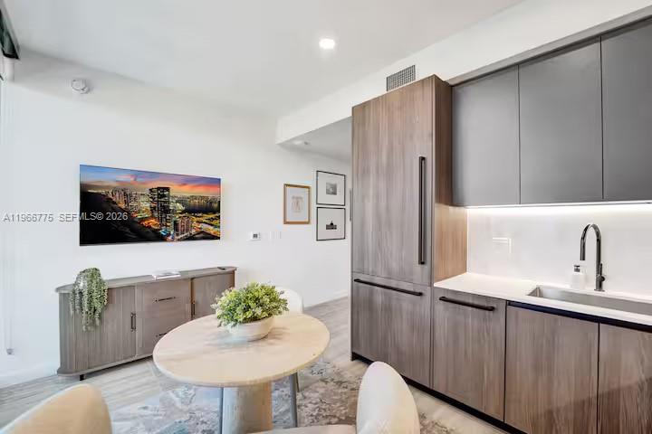 72 Park - Residential
