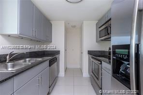 TERRAZAS RIVERPARK VILLAG - Residential