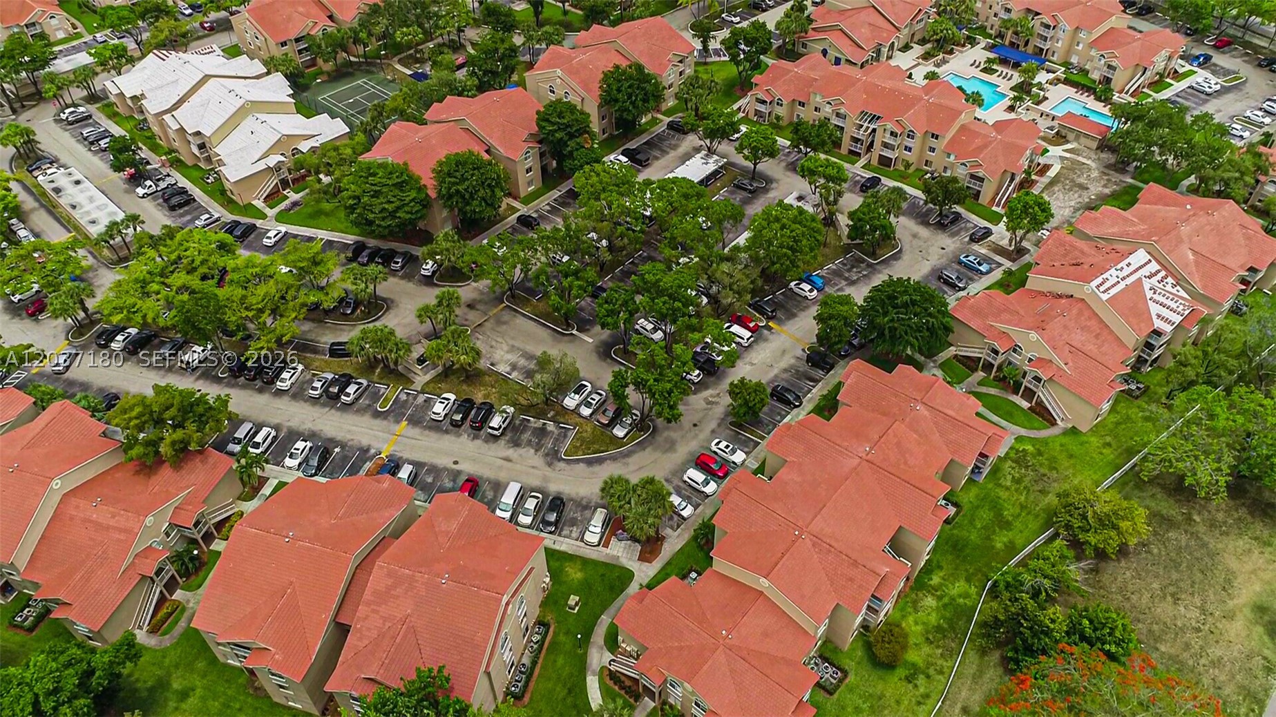 Royal Palm - Residential