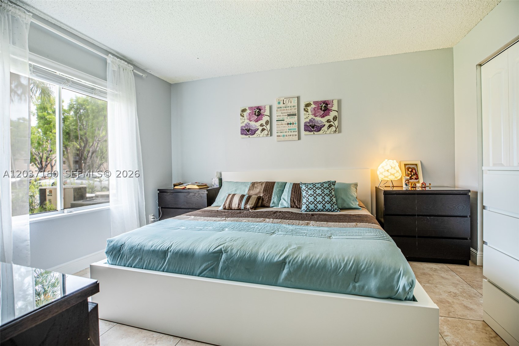Royal Palm - Residential