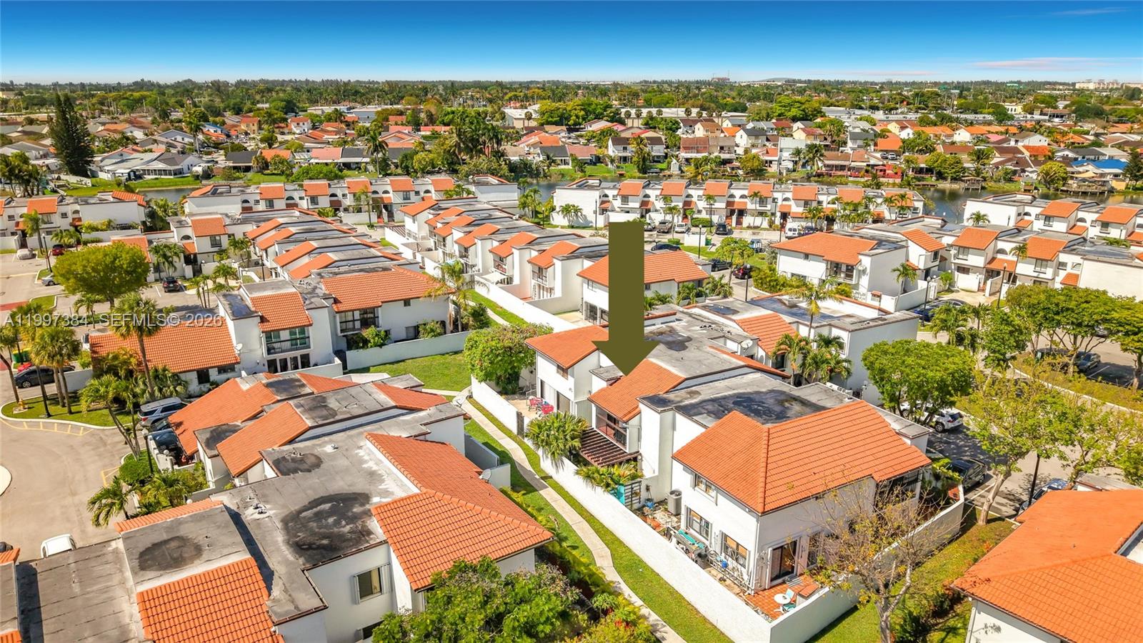 VILLA VENEZIA CONDO PH VI - Residential