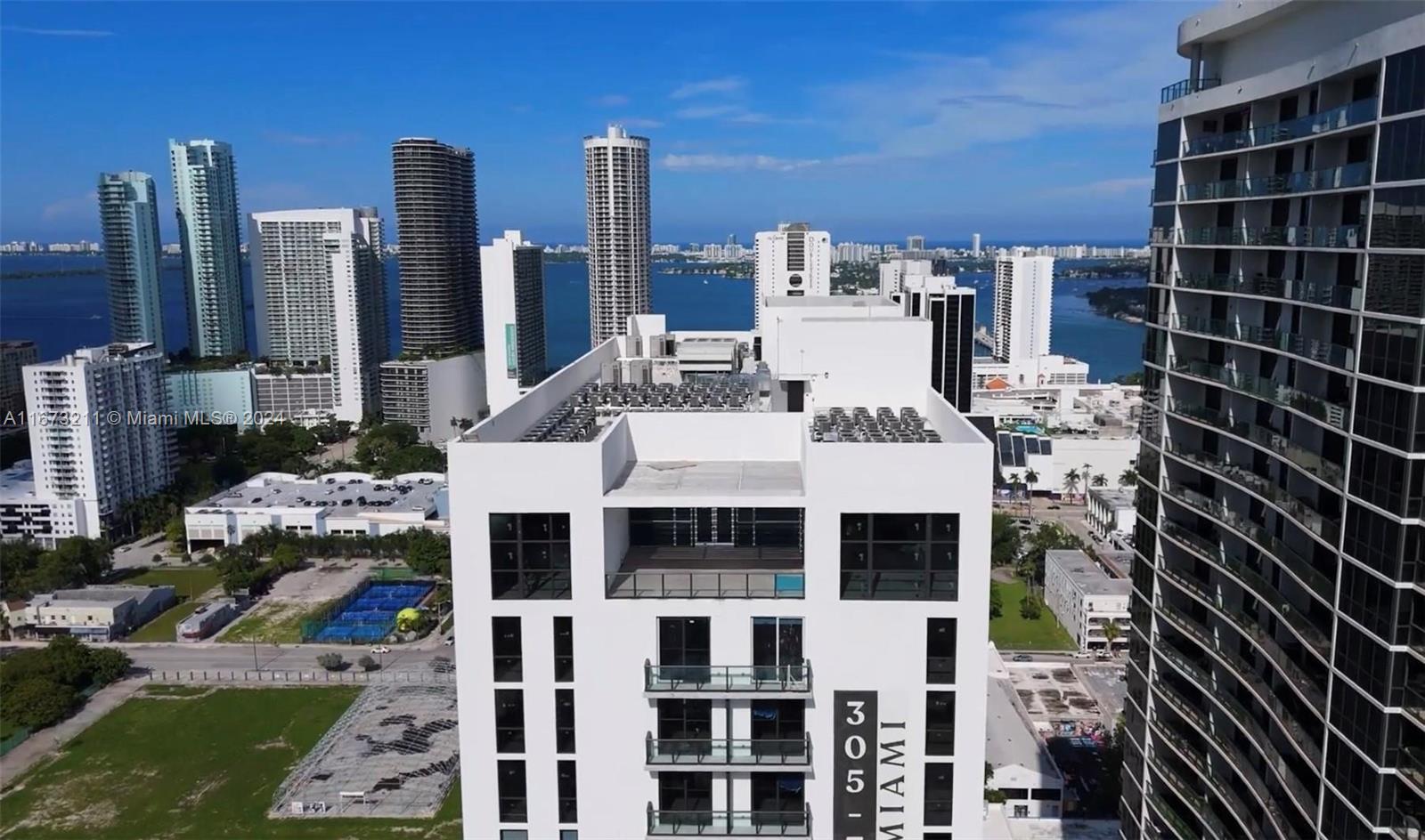 ROBBINS-GRAHAM & CHILLING - Residential Lease