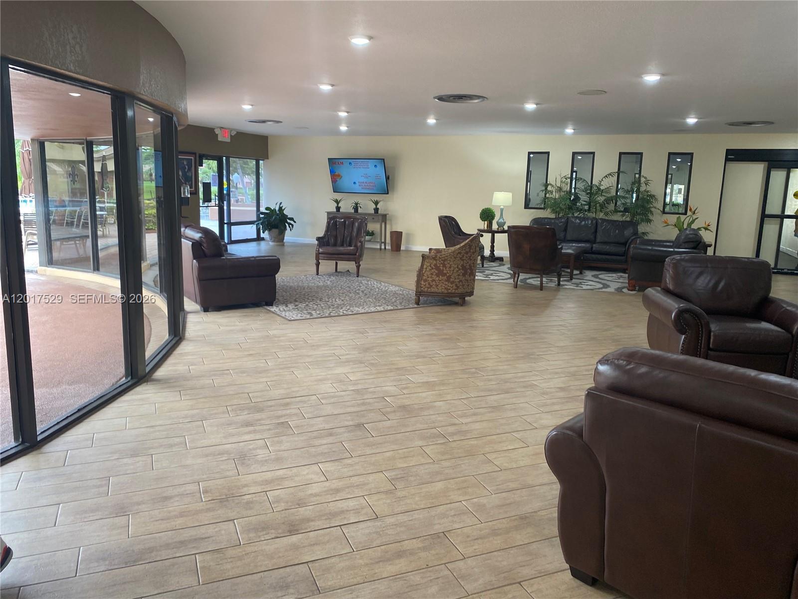 SUNRISE LAKES 90 CONDO - Residential