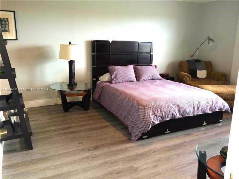 MIDDLE RIVER TOWER CONDO - Residential Lease