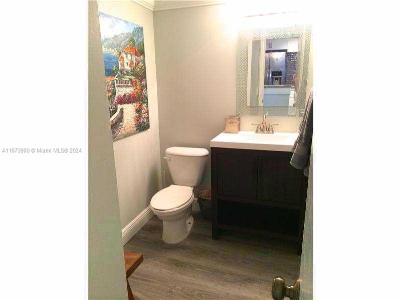 MIDDLE RIVER TOWER CONDO - Residential Lease