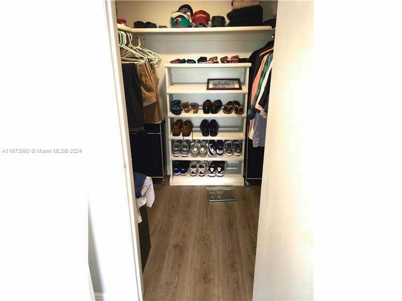 MIDDLE RIVER TOWER CONDO - Residential Lease