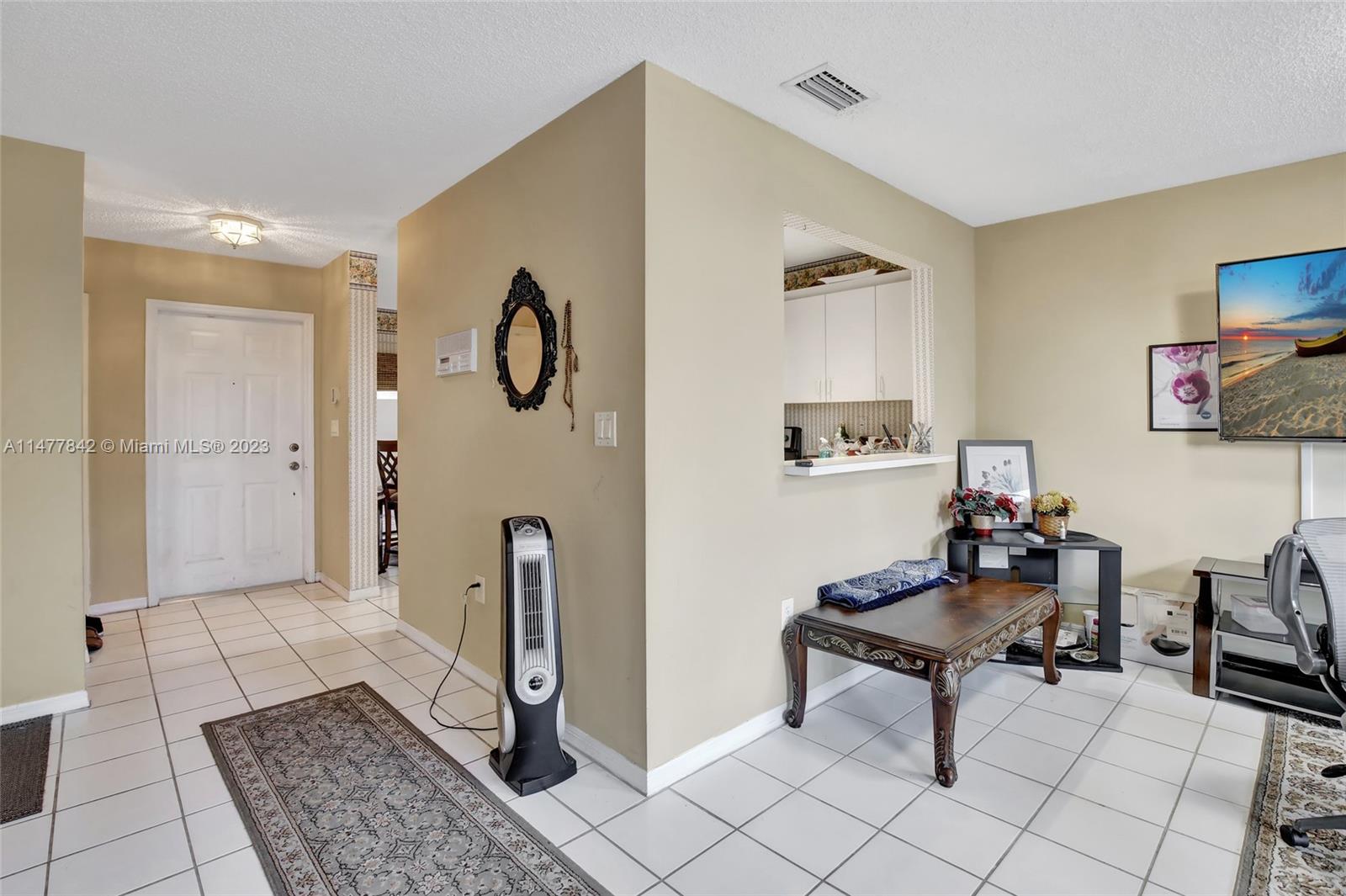 DORAL COVE - Residential