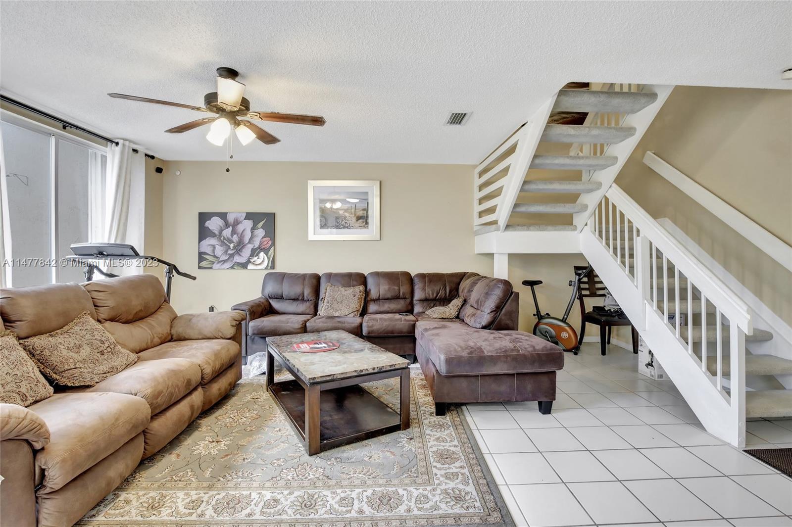 DORAL COVE - Residential