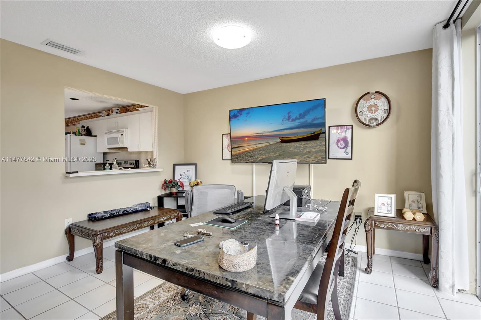 DORAL COVE - Residential