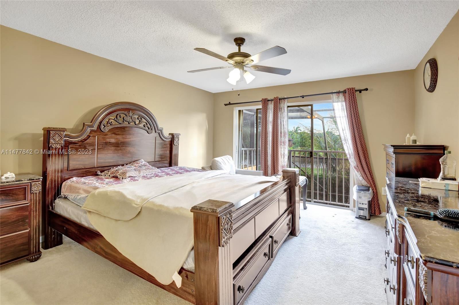 DORAL COVE - Residential