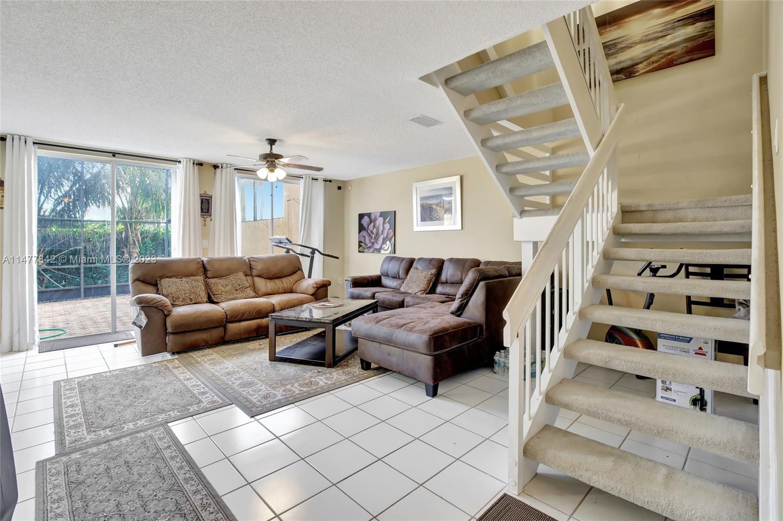 DORAL COVE - Residential