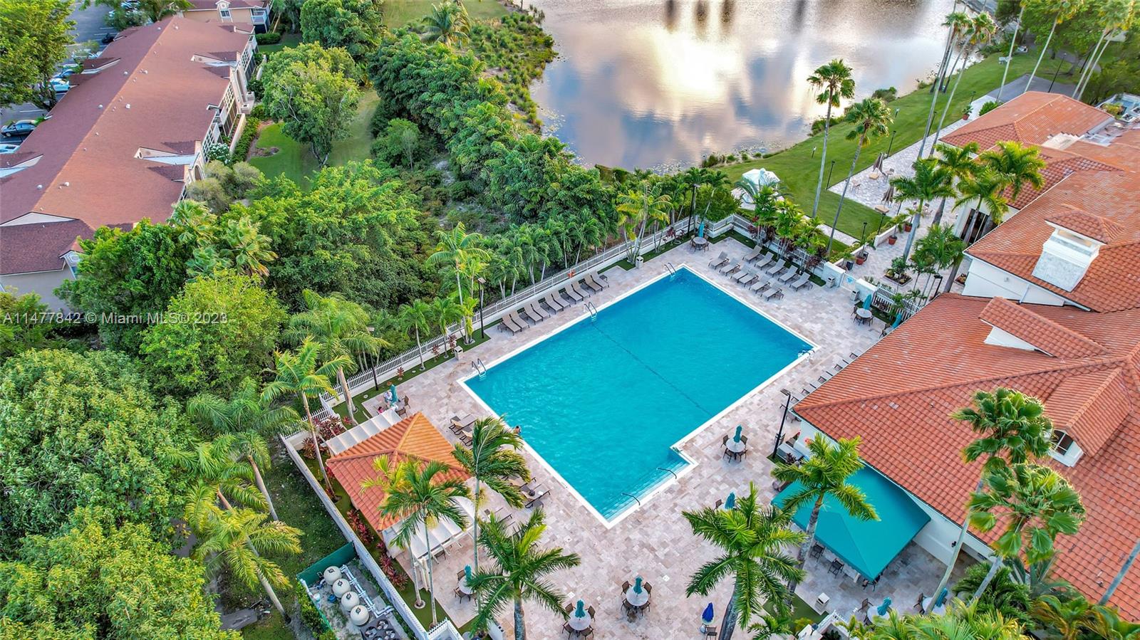 DORAL COVE - Residential
