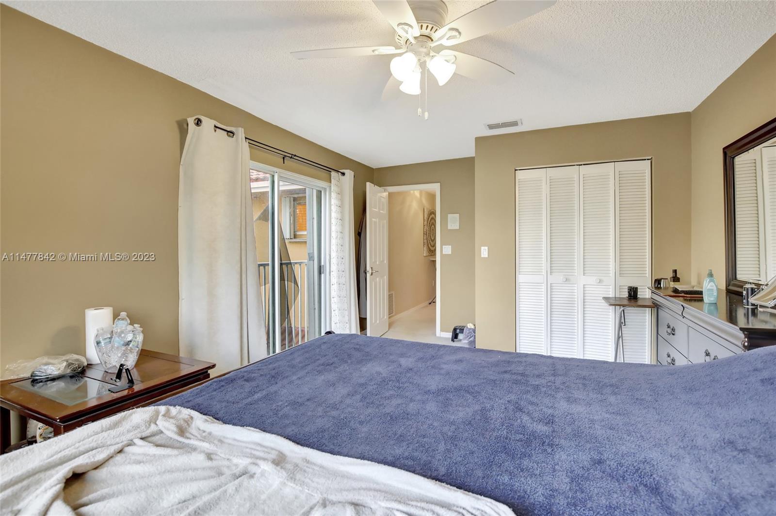 DORAL COVE - Residential