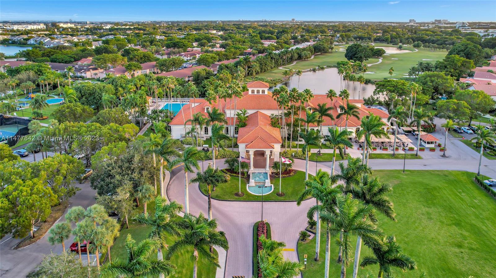 DORAL COVE - Residential