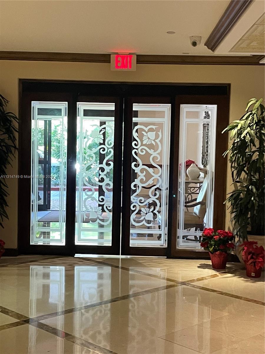 TOWER AT BISCAYNE COVE CO - Residential Lease