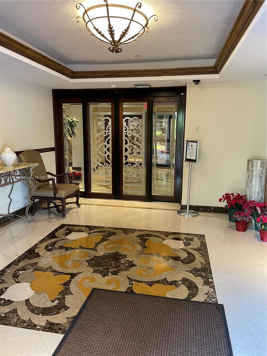 TOWER AT BISCAYNE COVE CO - Residential Lease