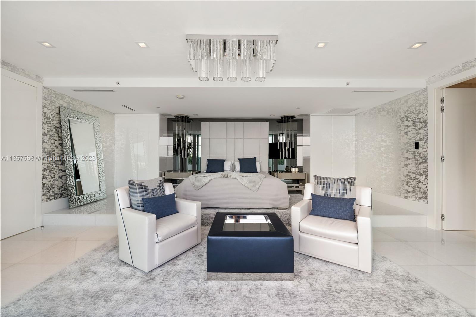 PARQUE TOWERS CONDO - Residential