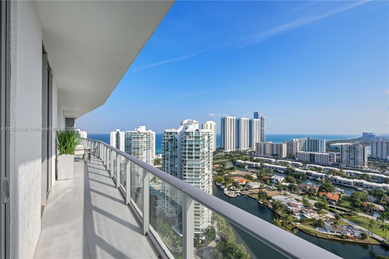 PARQUE TOWERS CONDO - Residential
