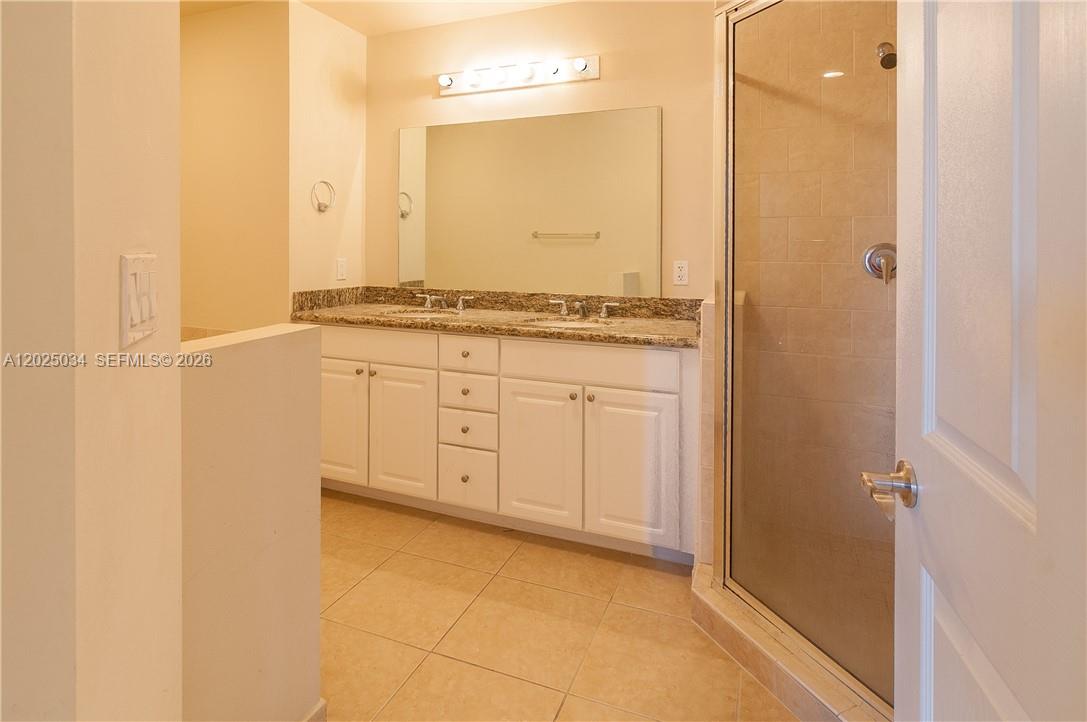 ALAQUA CONDO - Residential Lease