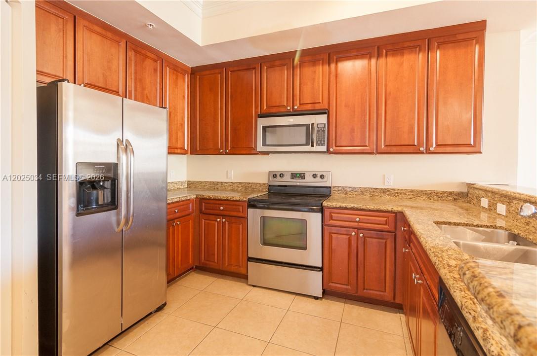 ALAQUA CONDO - Residential Lease