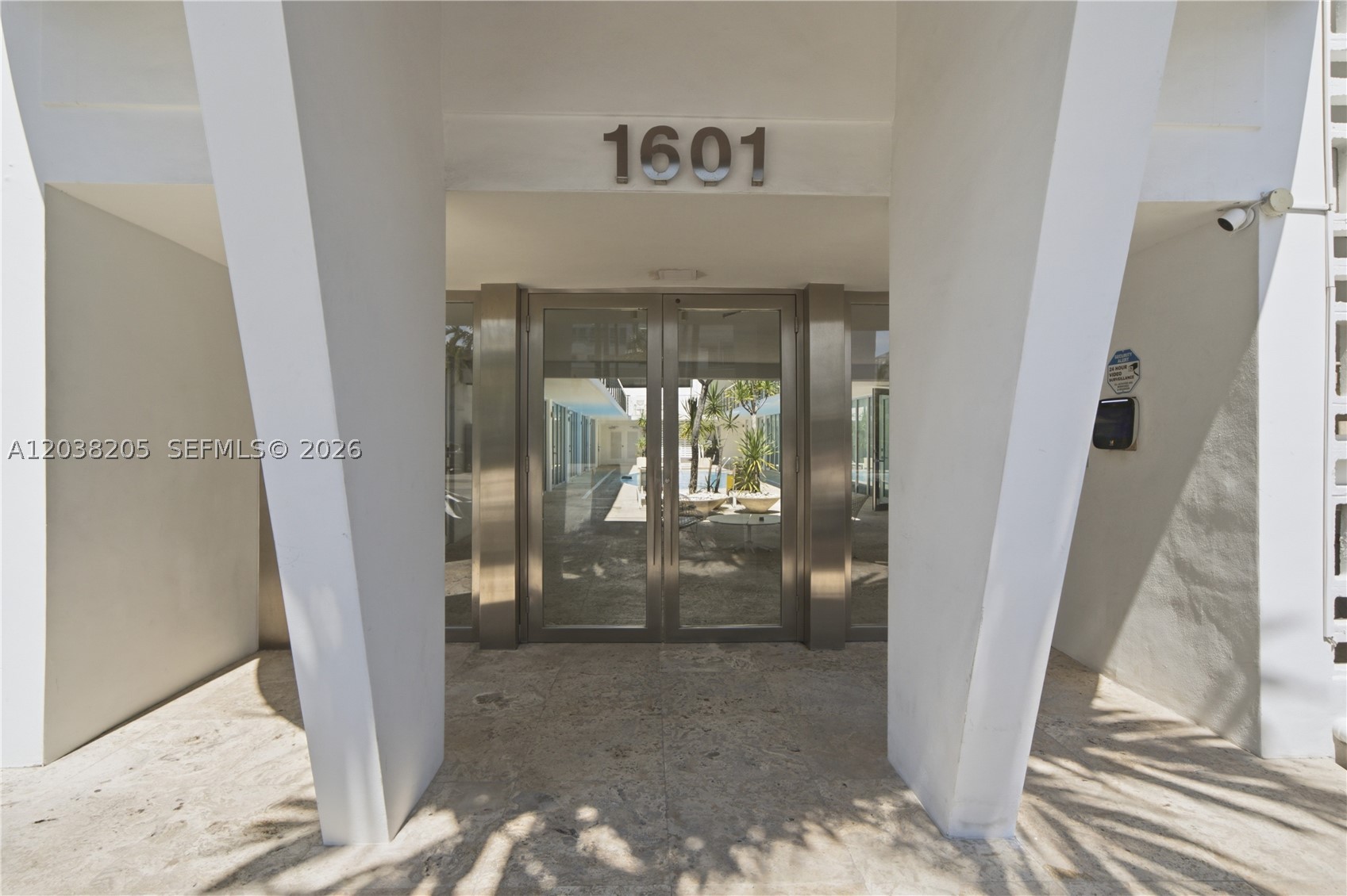 FONTANA CONDO - Residential