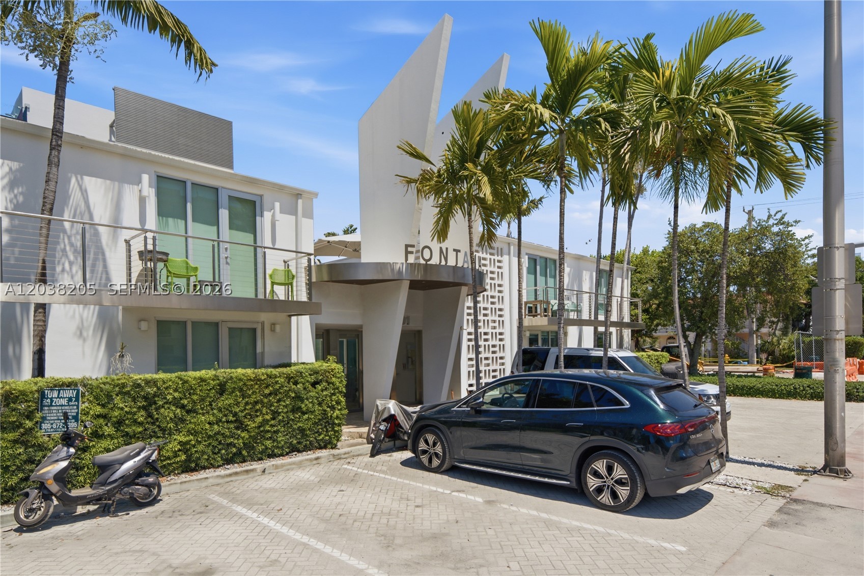 FONTANA CONDO - Residential