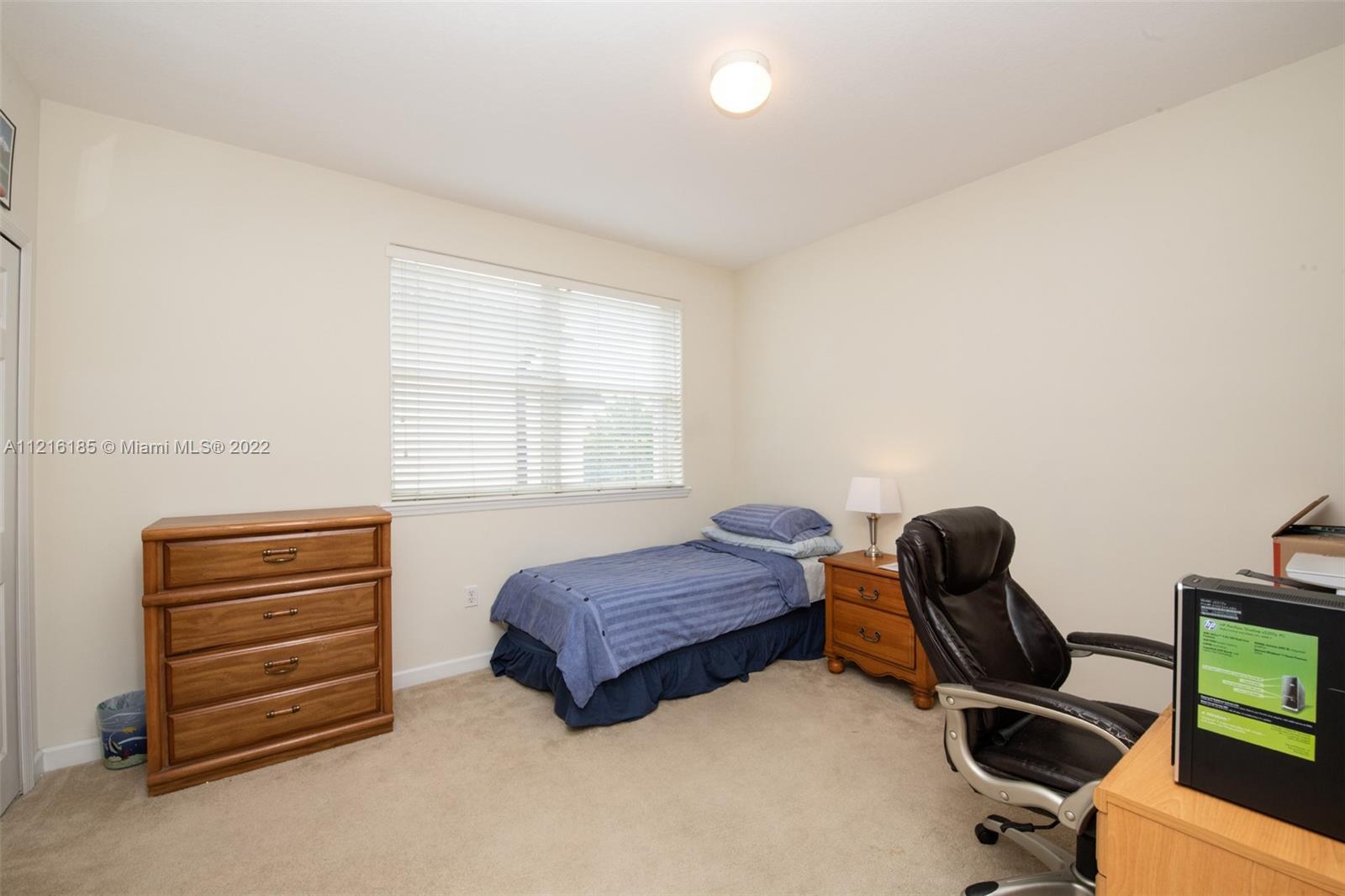 KENDALL COUNTRY ESTATES - Residential