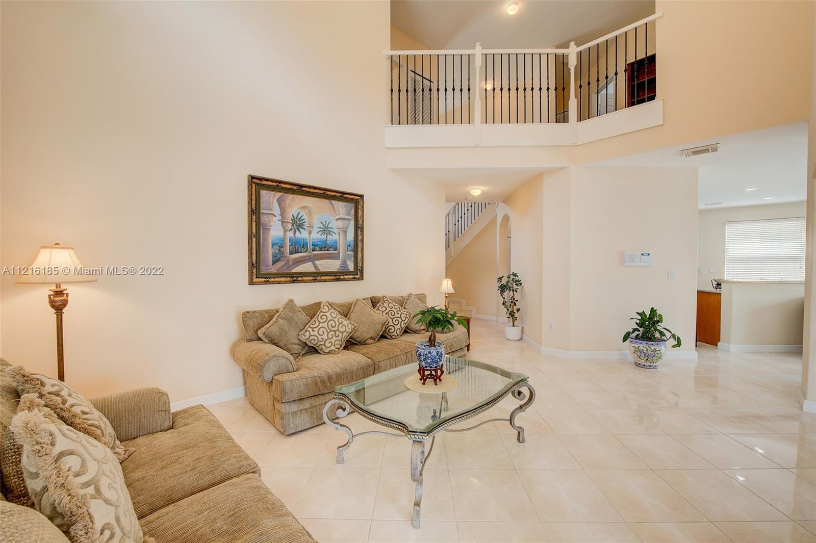 KENDALL COUNTRY ESTATES - Residential