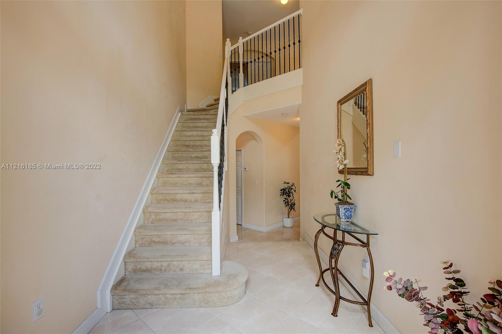KENDALL COUNTRY ESTATES - Residential
