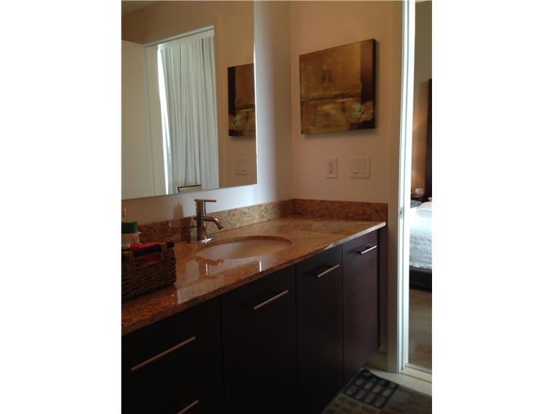 UPTOWN MARINA LOFTS CONDO - Residential Lease