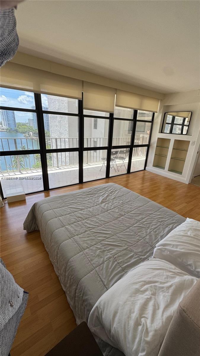 TOWER AT BISCAYNE COVE CO - Residential