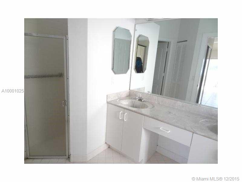 CORAL BAY - Residential Lease