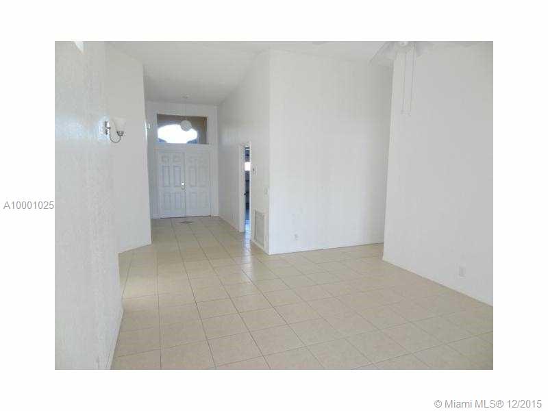 CORAL BAY - Residential Lease