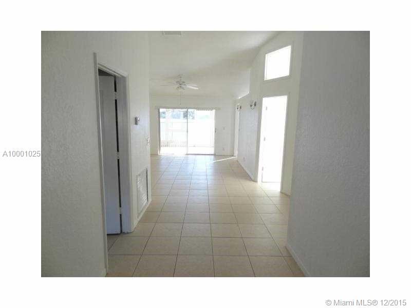 CORAL BAY - Residential Lease