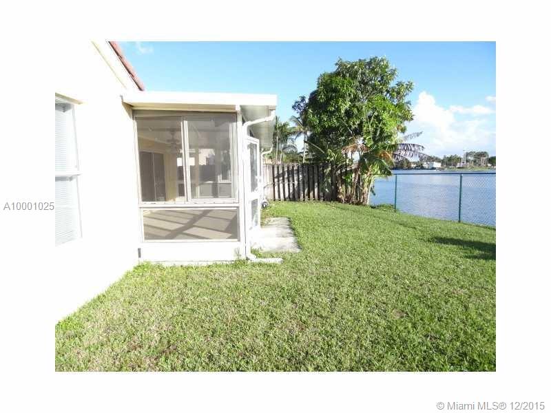 CORAL BAY - Residential Lease