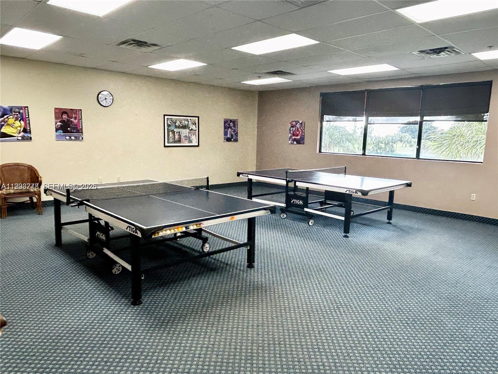 HOLLYBROOK GOLF AND - Residential