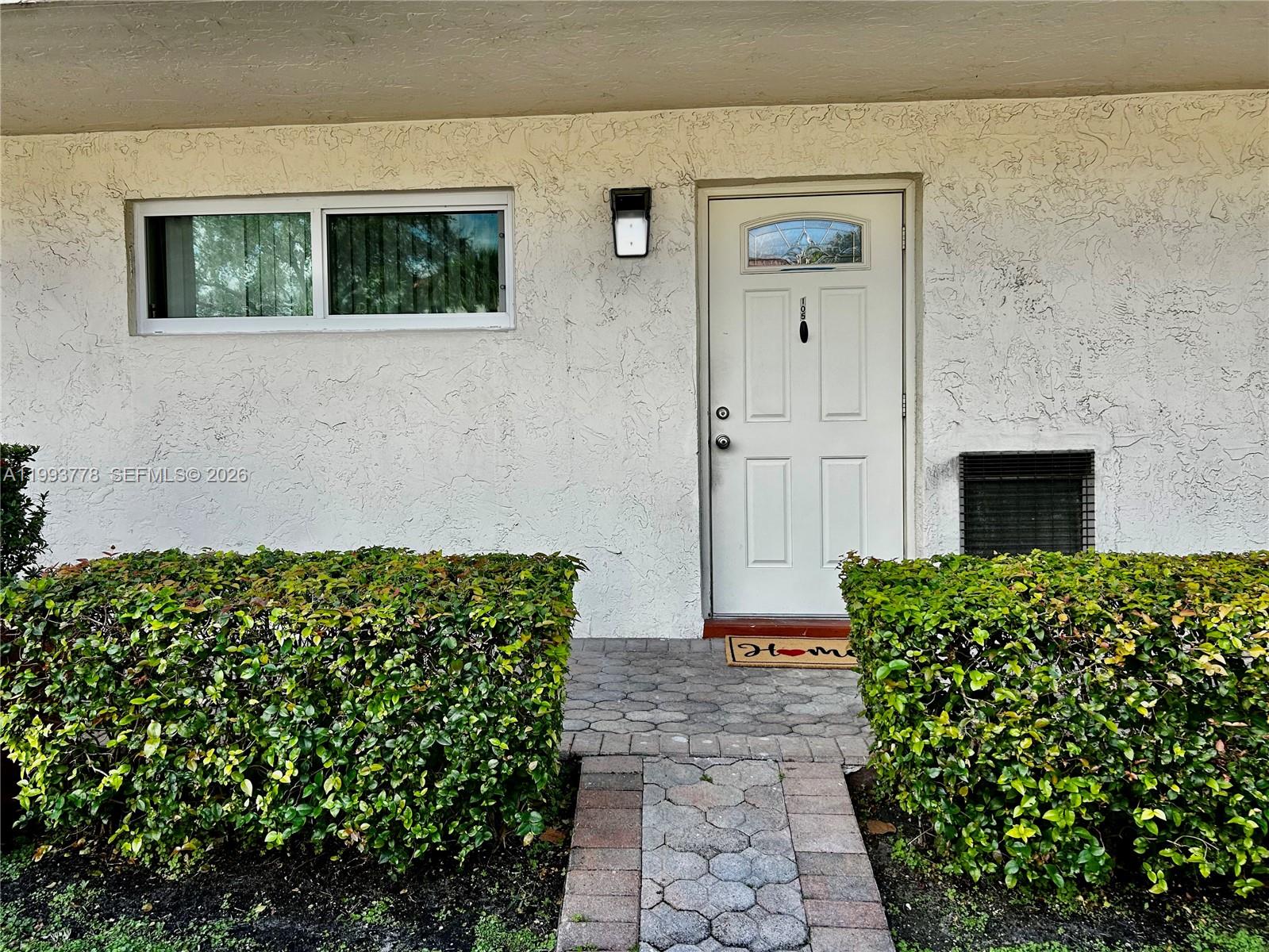 HOLLYBROOK GOLF AND - Residential