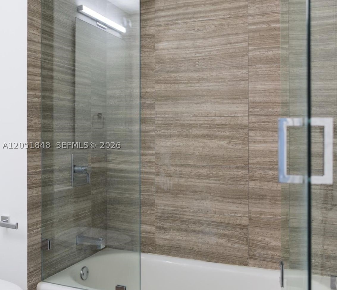 1010 BRICKELL CONDO - Residential Lease