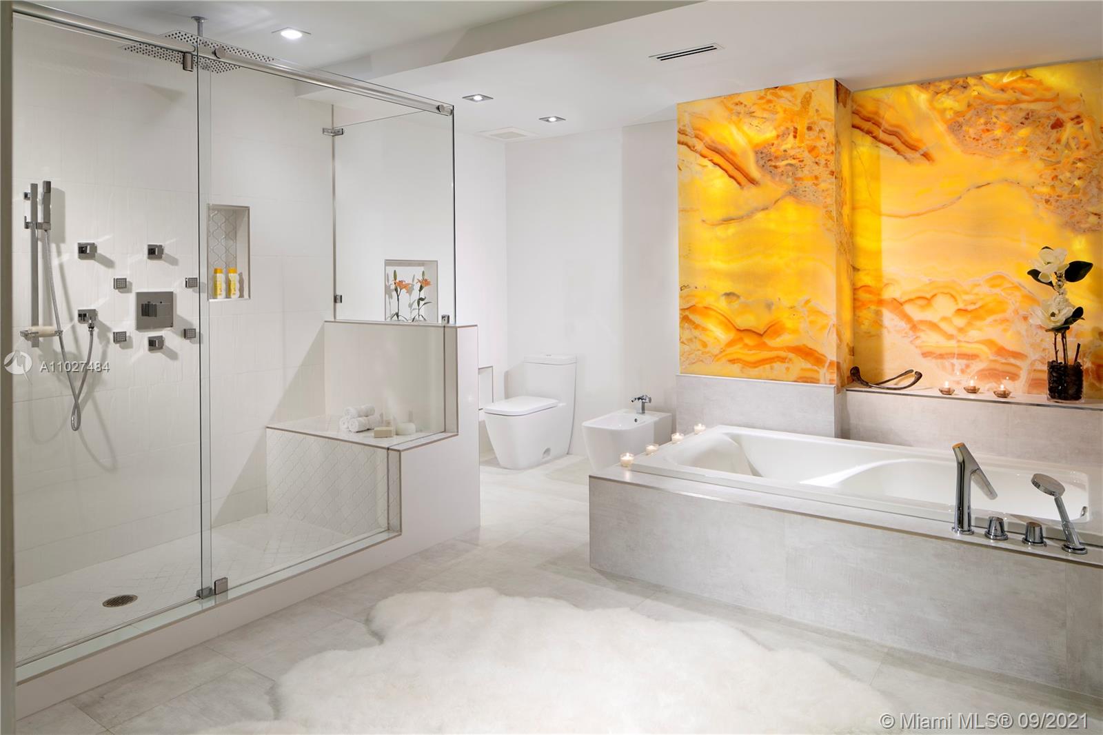 OCEANSIDE FISHER ISL COND - Residential