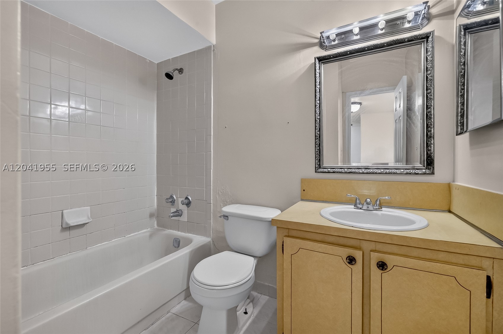 2ND ADDN TO PALM SPRINGS - Residential