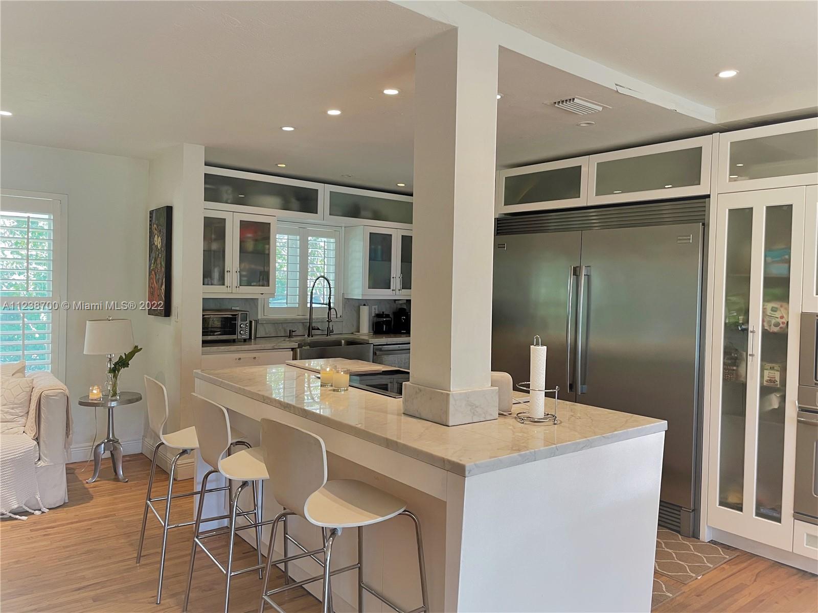 TROPICAL ISLE HOMES SUB 3 - Residential