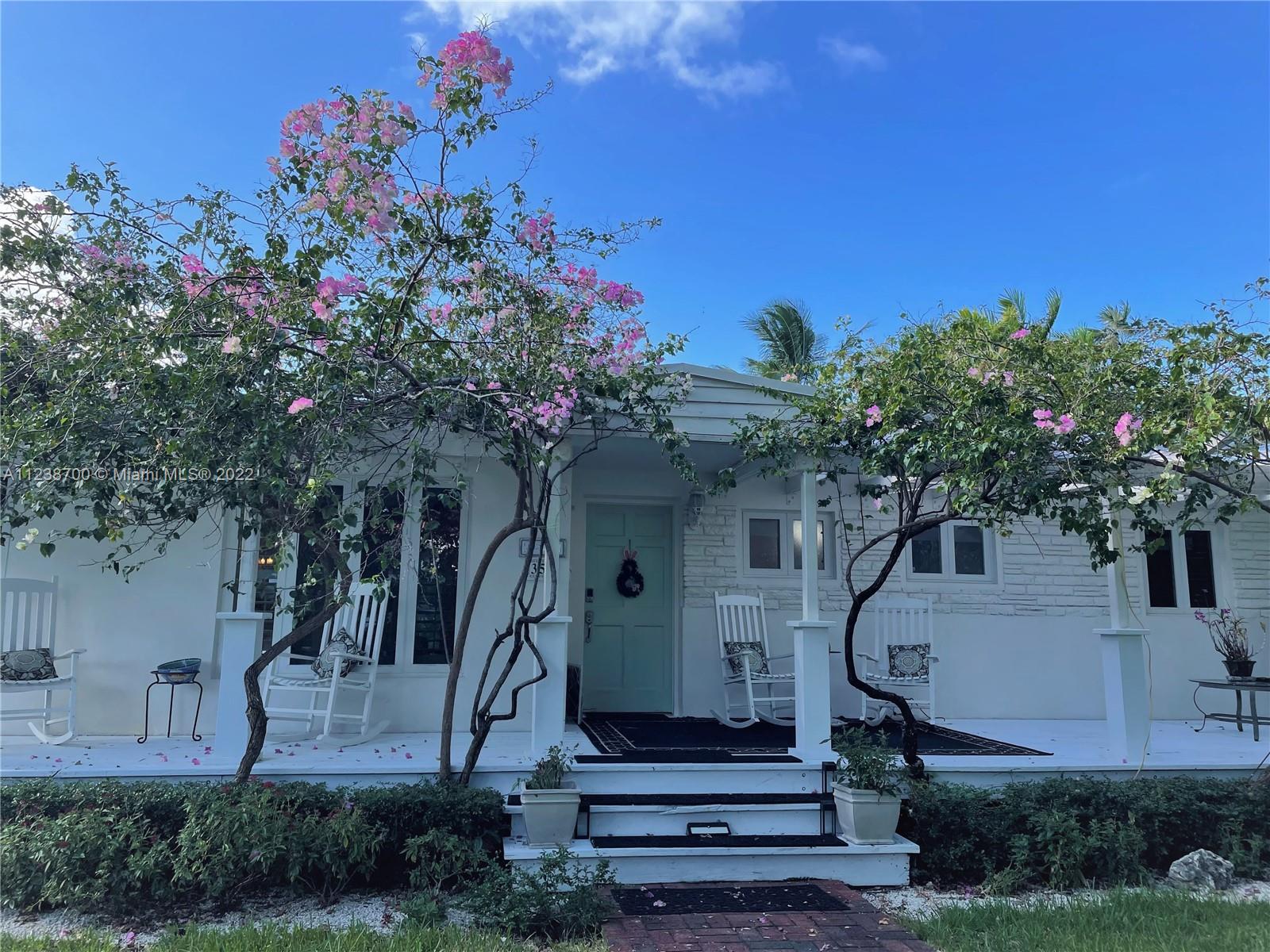 TROPICAL ISLE HOMES SUB 3 - Residential