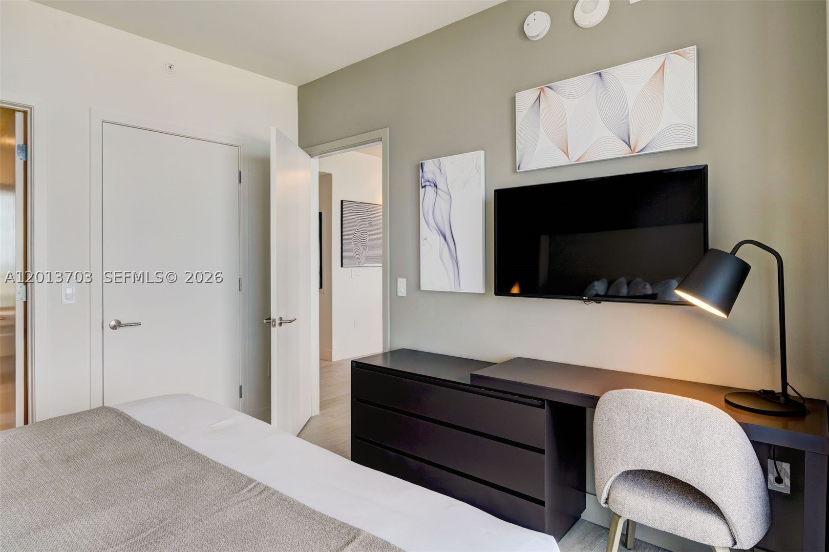 4010 SOUTH OCEAN CONDO - Residential