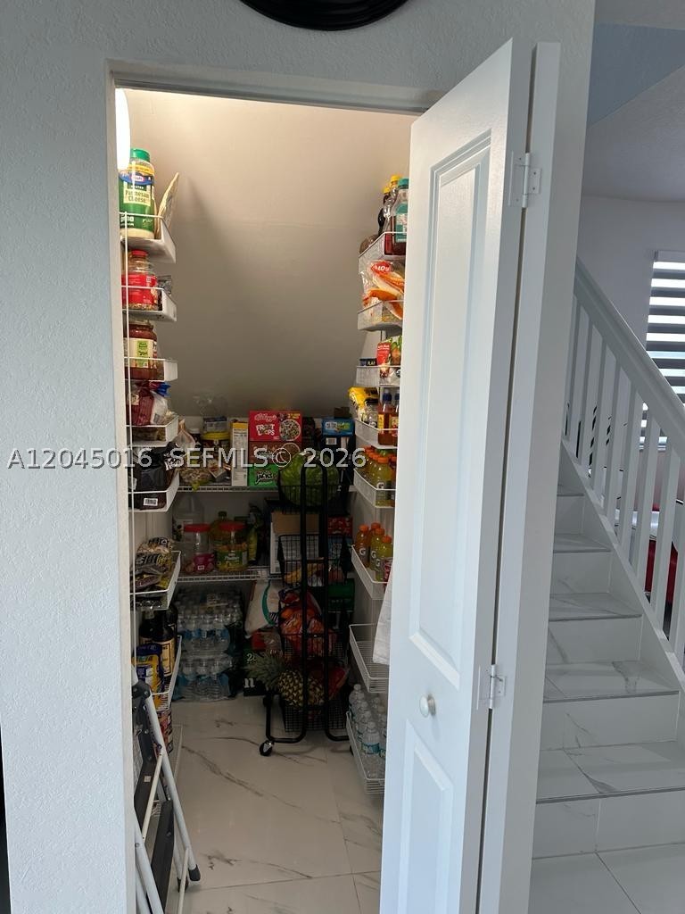 SIENA NORTH - Residential Lease