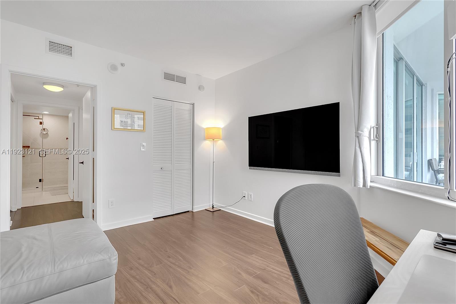ONE MIAMI EAST CONDO - Residential Lease